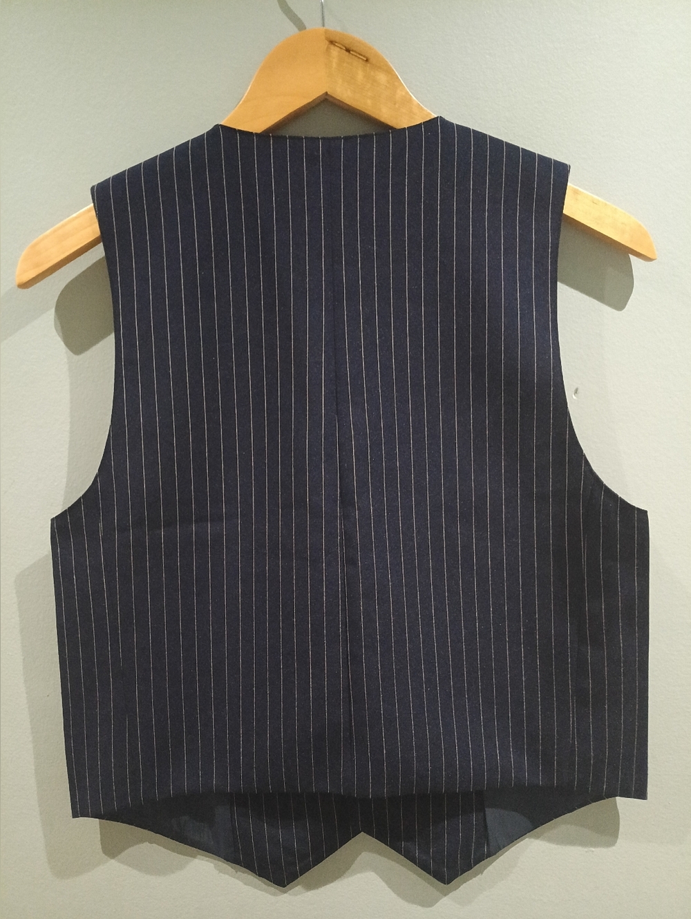 BNWT Dolan Collection Navy Pinstripe Waistcoat Vest - Picture 4 of 4